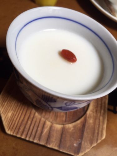 【ソウル／ホンデ（弘大）】杏仁豆腐が食べられるカフェ・デルムンド 