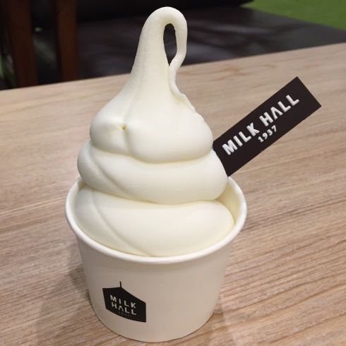 ソウル旅行 3 老舗牛乳メーカーのカフェ「MILK HALL1937」