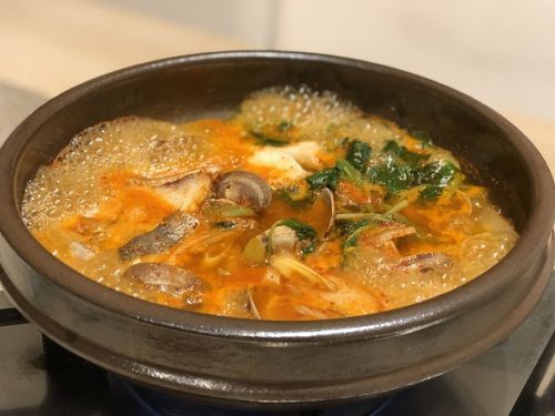 鱈の美味しい季節はグツグツの韓国料理で♪