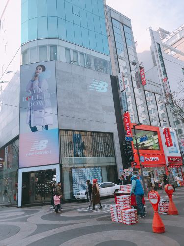 韓国ソウル旅行初心者におすすめの場所はここ！地下鉄センイル広告も韓国らしい！